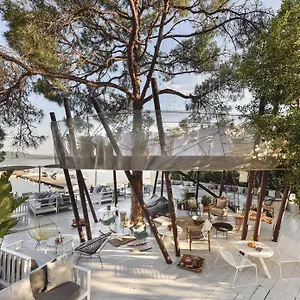 ekies-all-senses-resort.hotelschalkidiki.net/