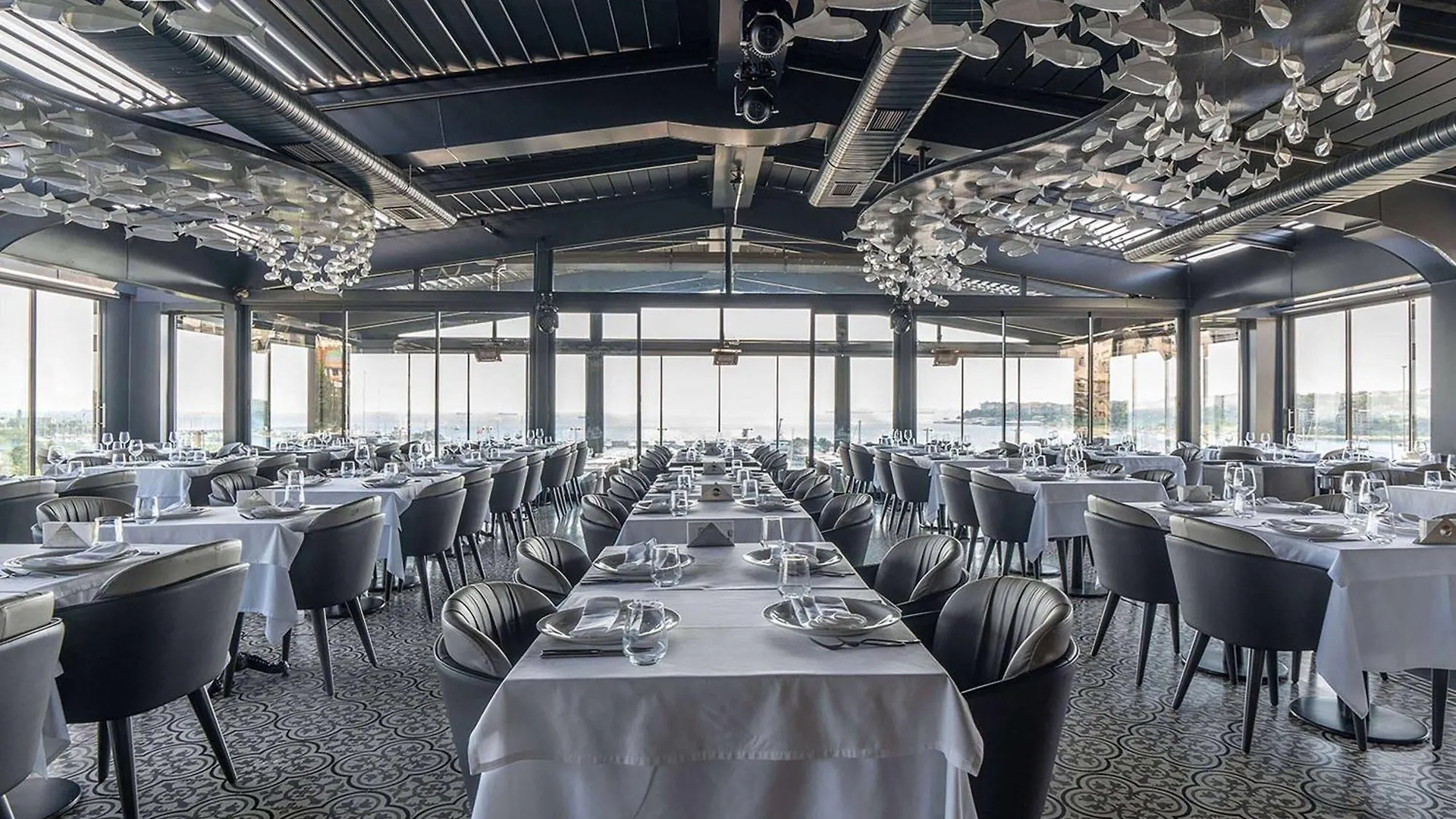 Wyndham Grand Istanbul Kalamış Marina Hotel Türkiye