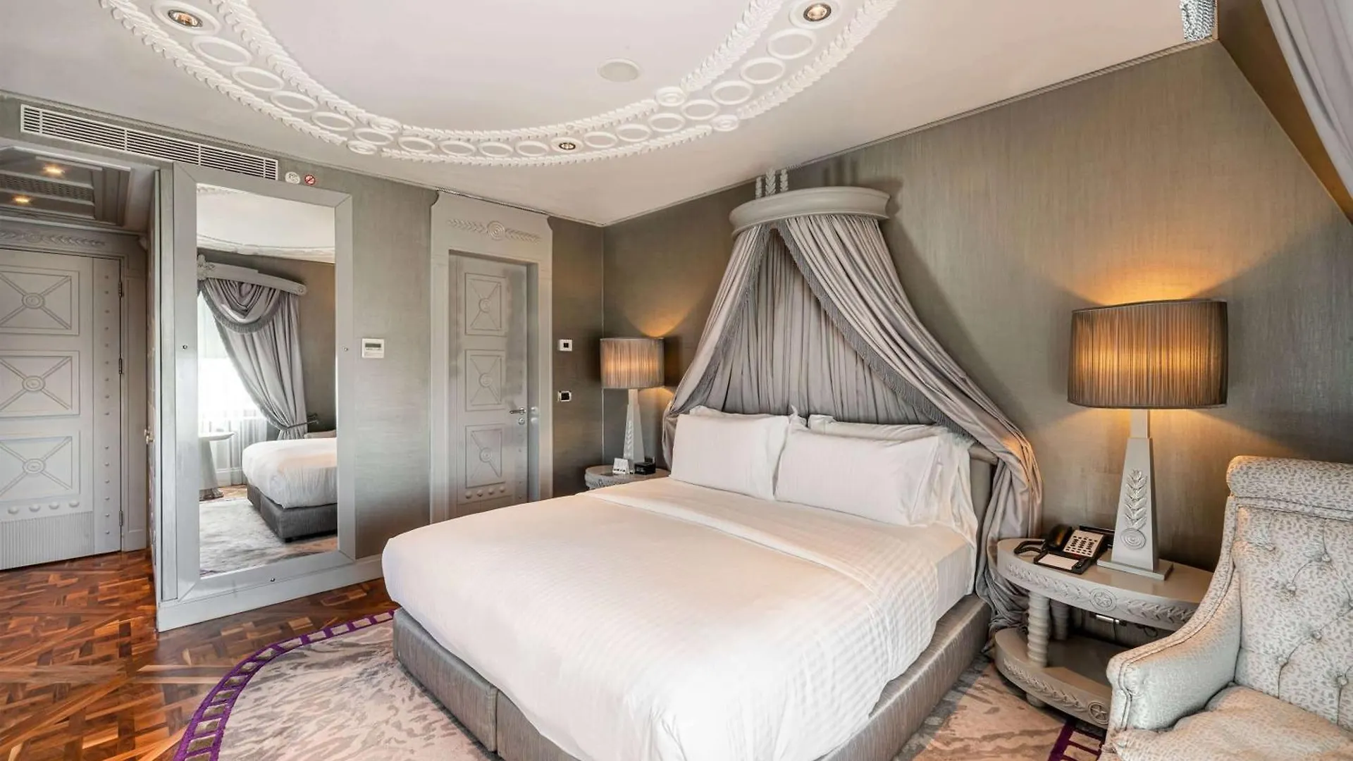 *****  Wyndham Grand Istanbul Kalamis Marina Hotel Turecko