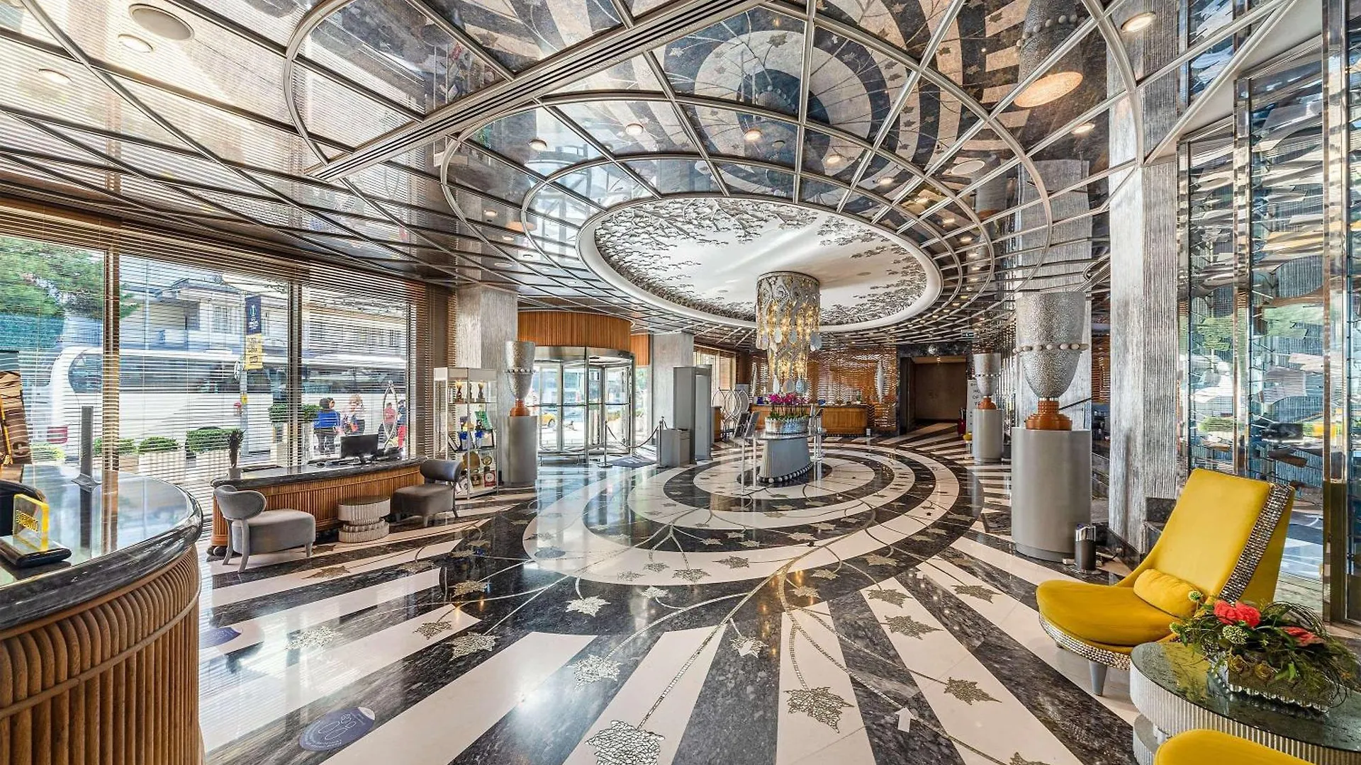 Wyndham Grand Istanbul Kalamış Marina Hotel Türkiye