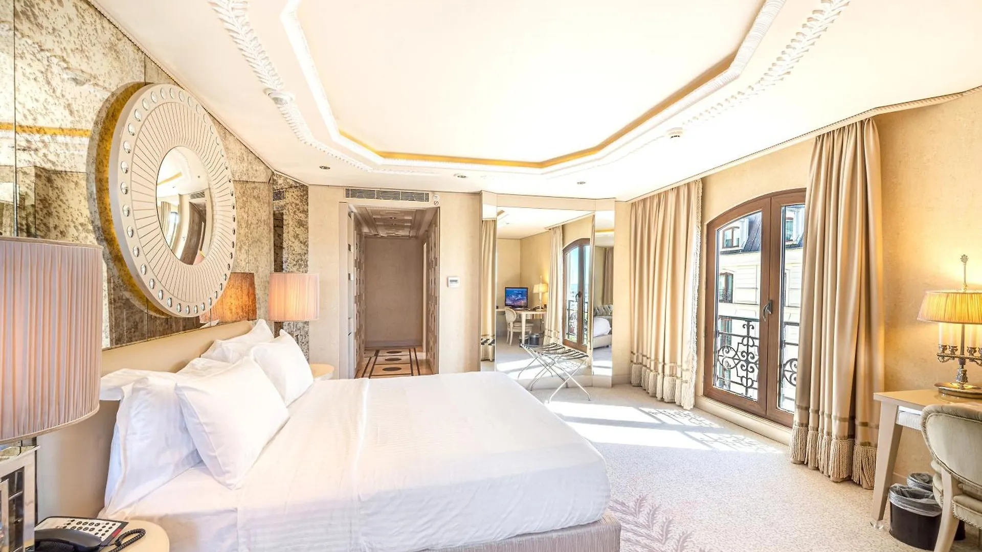 Wyndham Grand Istanbul Kalamis Marina Hotel